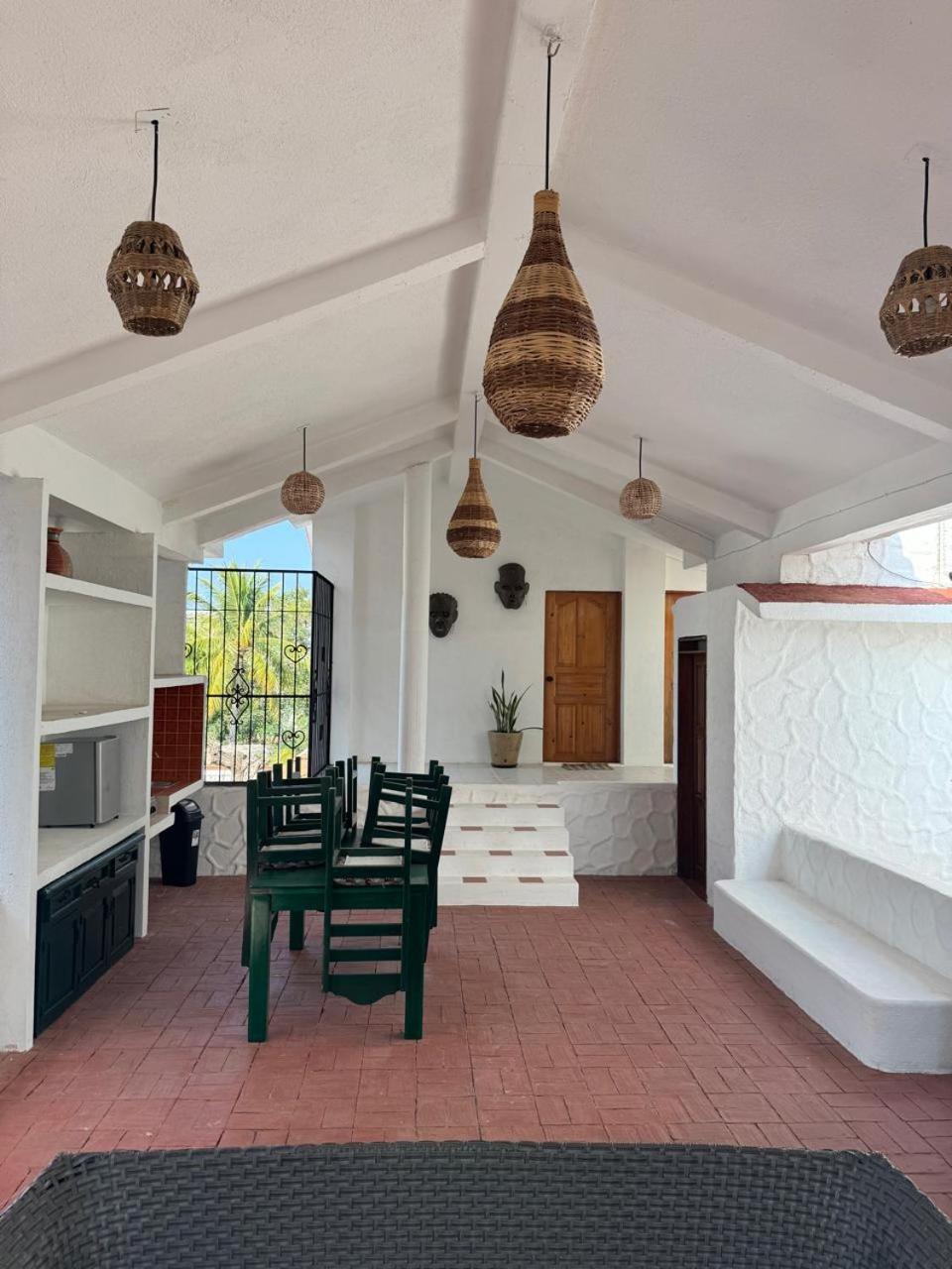 Casa Vacacional Bed & Breakfast Puerto Escondido  Exterior photo
